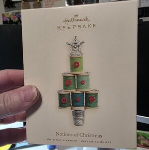 2007 Hallmark Keepsake "Notions Of Christmas" Ornament